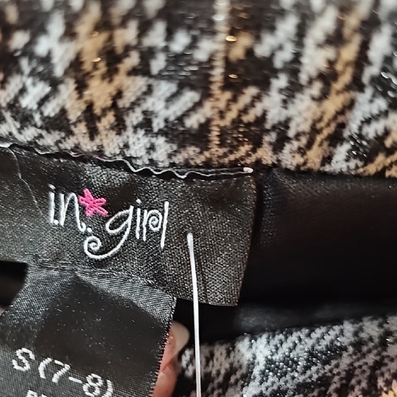 I.N. Works NWT Girls Stylish Black and White Plaid Skirt Size Small - Picture 3 of 7